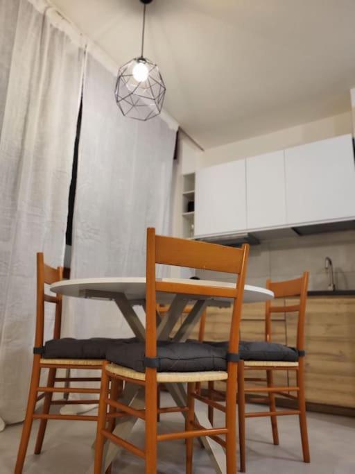 Apartamento Rifugio In Citta Módena Exterior foto